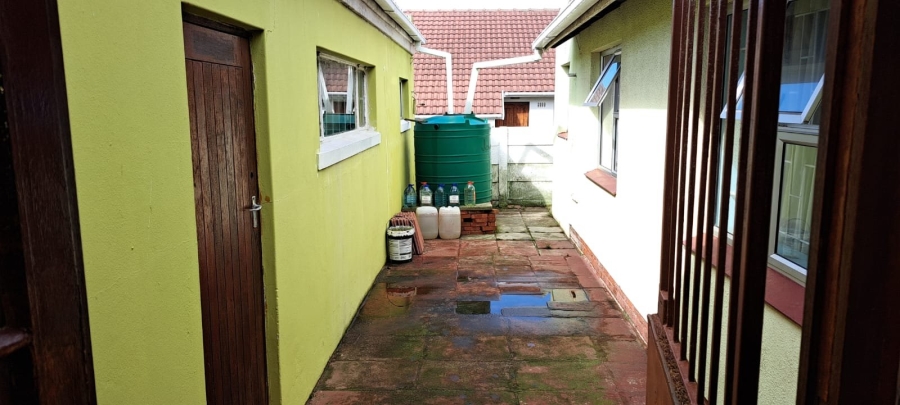 3 Bedroom Property for Sale in Strandfontein Village Western Cape